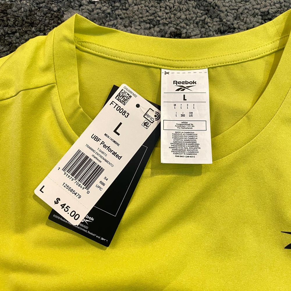 Reebok United By Fitness Perforated Activewear Shirt NEW Men's Size Large - Picture 2 of 5